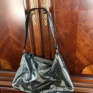 🌷Calvin Klein Snakeskin Silver Handbag
